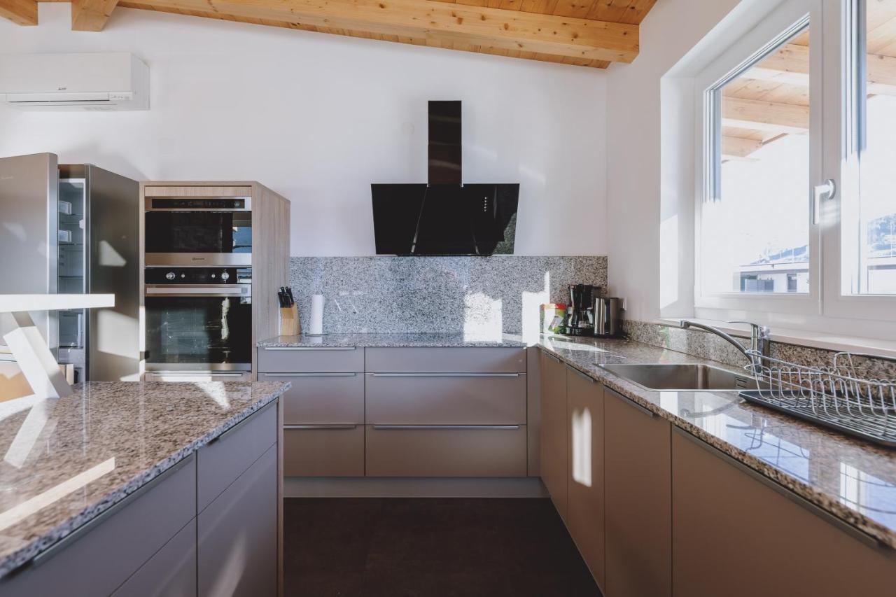 Appartements Sulzer By We Rent, Summercard Included ツェル アム ゼー エクステリア 写真