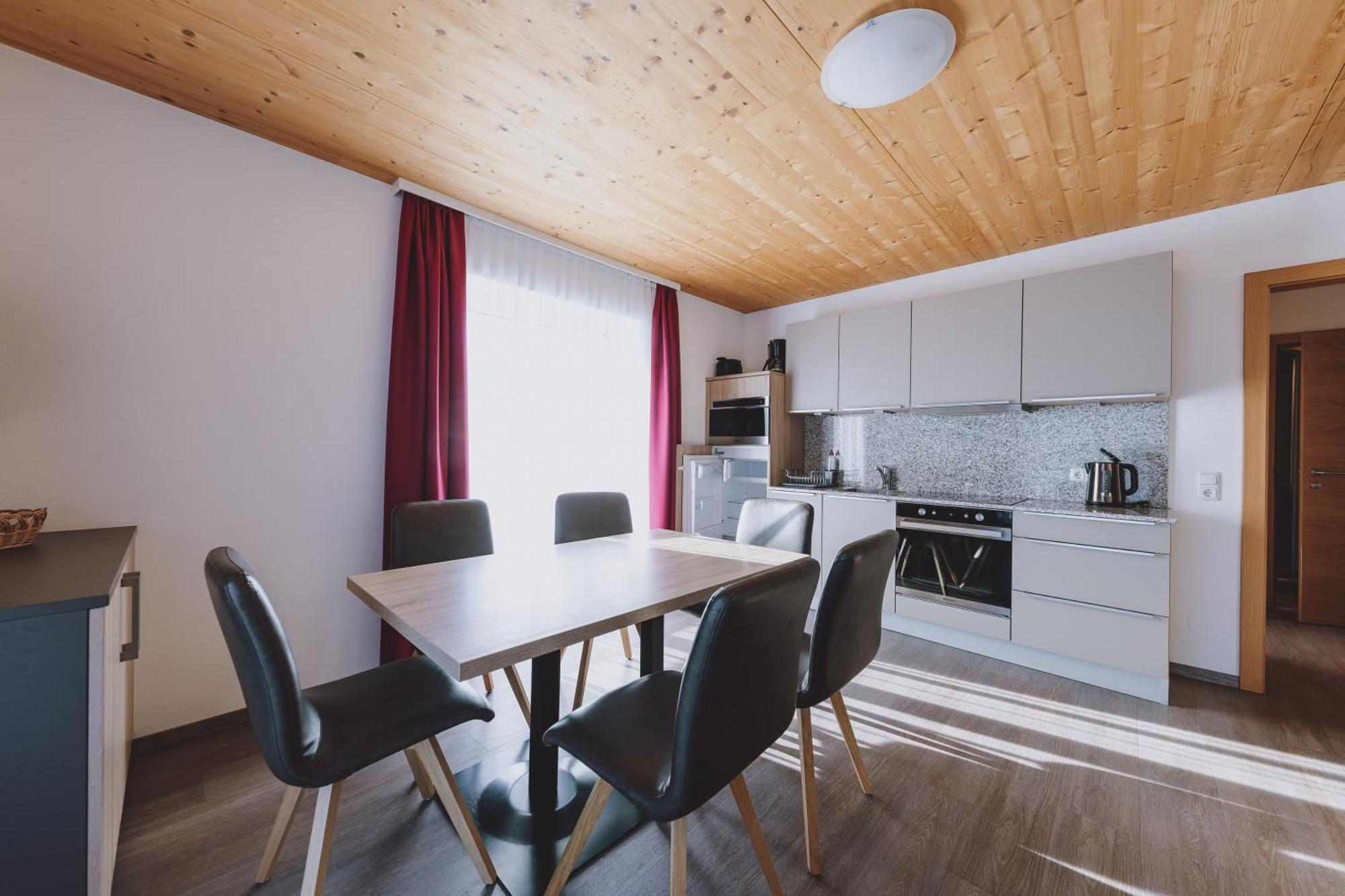 Appartements Sulzer By We Rent, Summercard Included ツェル アム ゼー 部屋 写真